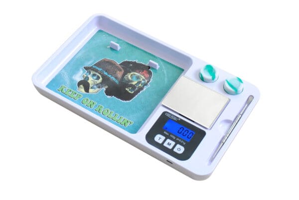 A Rollin100 Rolling Tray Digital Pocket Scale with an image of a man and a woman.