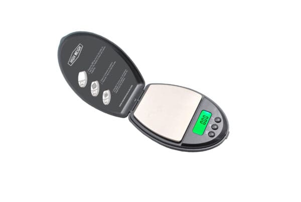 A VBS 600 Oval Digital Pocket Scale on a white background.